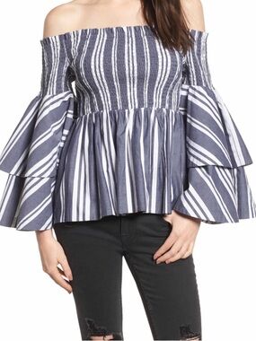 BP off the shoulder statement sleeve tap size small